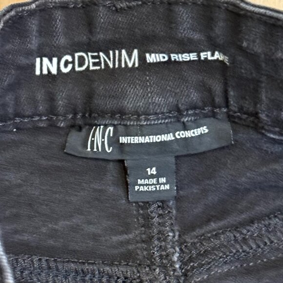 INC Denim Black Mid Rise Flare Cropped Black Jeans Size 14 - Picture 7 of 9